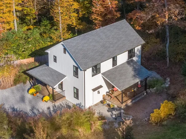 23 Charles Street, Essex, CT 06409