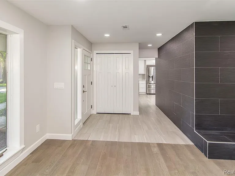 2800 Acorn Rd — Photo 8