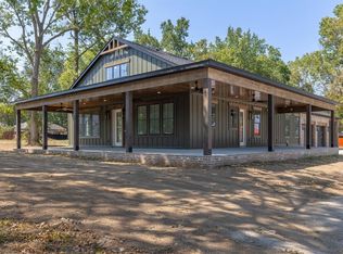 1170 Viney Grove Rd, Prairie Grove, AR 72753