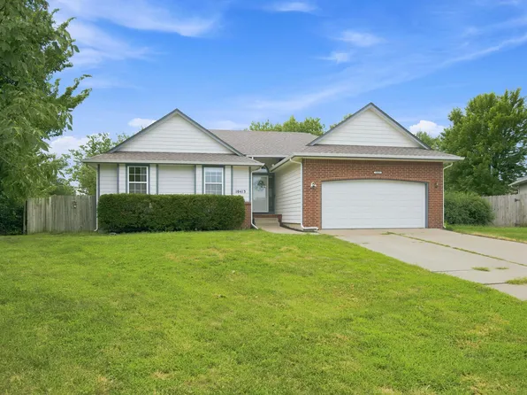 10413 W University Ct, Wichita, KS 67209