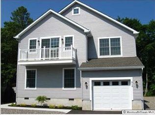 812 Newport Ave, Ocean Gate, NJ