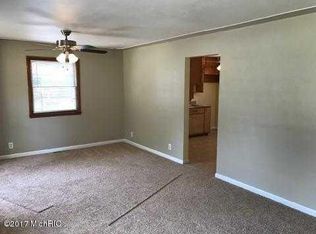 585 Porter Rd, Norton Shores, MI 49441