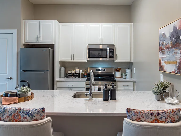 Acclaim at Cary Pointe — Photo 9