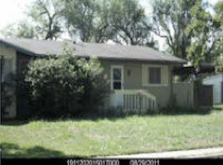 7100 SW Glencrest Dr, Topeka, KS 66619