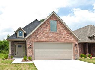 1802 SW Riverstone Rd, Bentonville, AR 72712