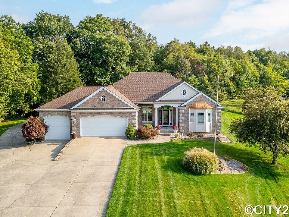 1st image of 3667 Hillside Dr