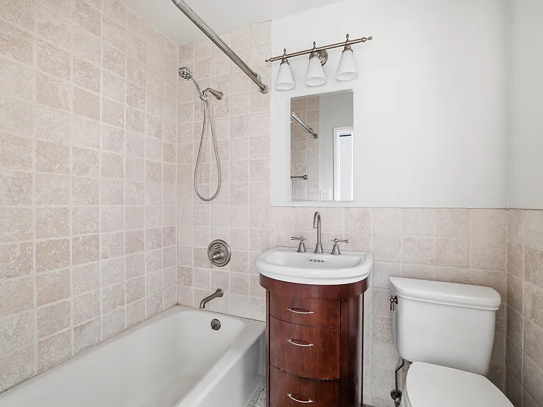 400 W 58th St #3JK — Photo 8