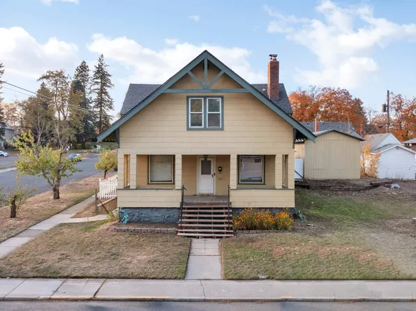 804 5th St, Cheney, WA 99004