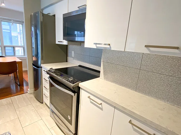 255 Richmond St E #1504 — Photo 5