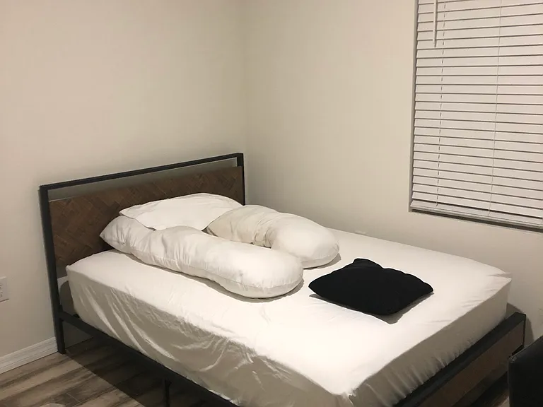 172 Emanuelle Dr — Photo 12