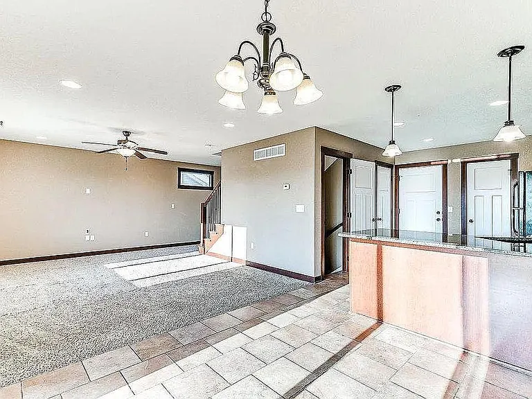 2909 SE Keystone Dr — Photo 5