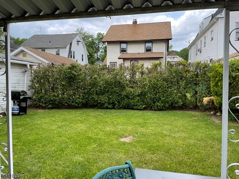 4 bed, 2.0 bath, $4,200 — Photo 4