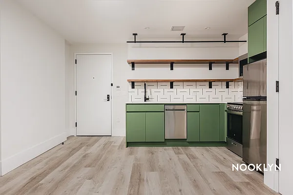 Rented by Nooklyn NYC LLC | media 7