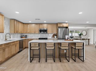 1644 W Friess Dr, Phoenix, AZ 85023