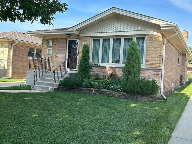 4340 N Oketo Ave — Photo 3