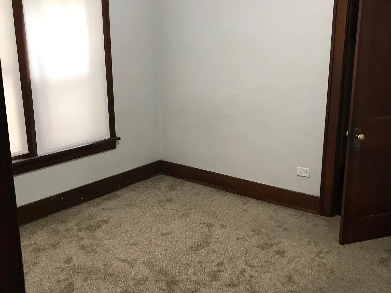 2 bed, $1,400 — Photo 1