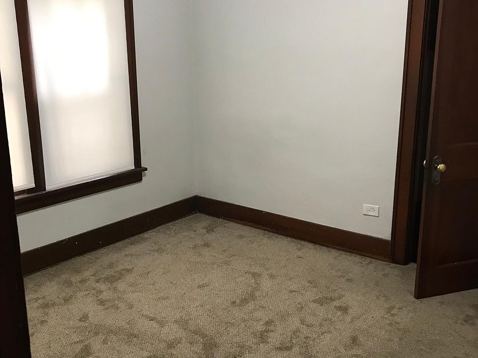 1st image of 24 S Elmwood Ave #1