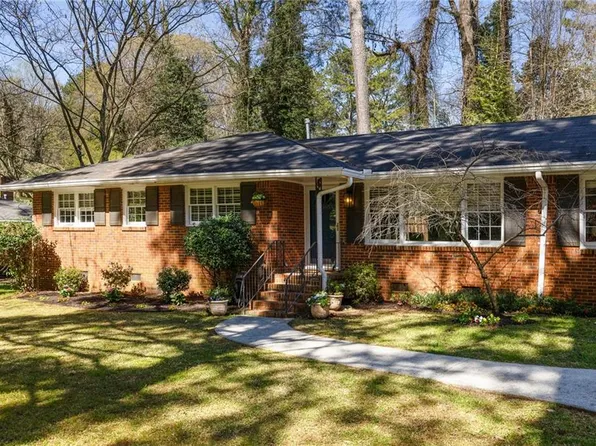 3095 Meadow Lark Ln, East Pt, GA 30344