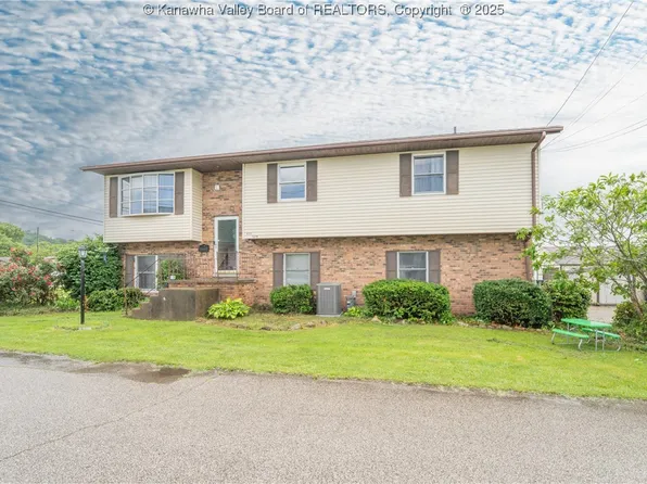 400 13th St, Dunbar, WV 25064