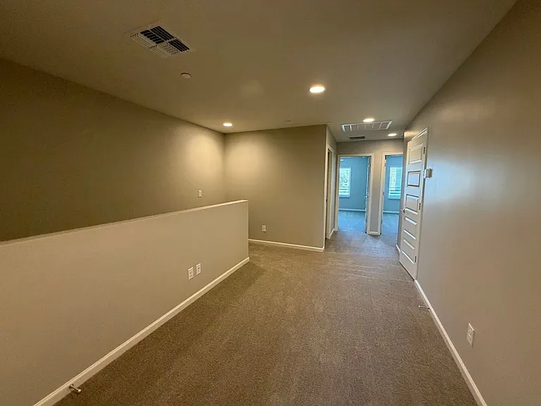 733 E Commonwealth Ave #22 — Photo 10