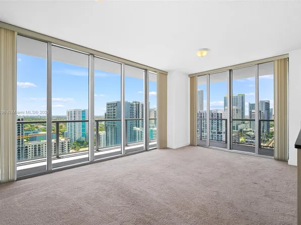 79 SW 12th St APT 2512, Miami, FL 33130