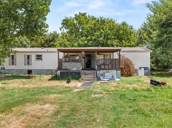 120 Oak Dr, Springtown, TX 76082