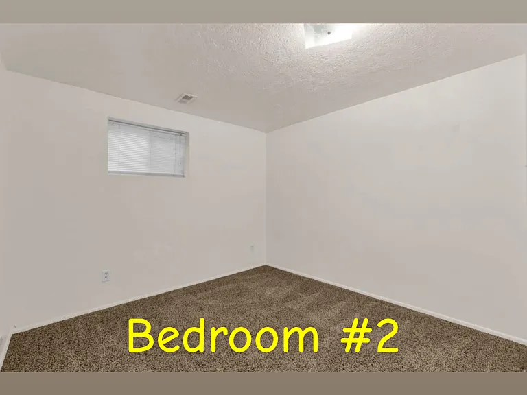 2321 W Harvest Ln — Photo 10