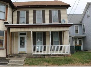 245 W 2nd St, Waynesboro, PA 17268