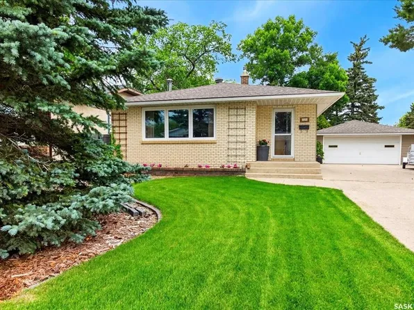 7320 7th AVENUE, Regina, SK S4T 0T1