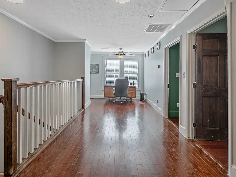 1208 Goodview Ave — Photo 31