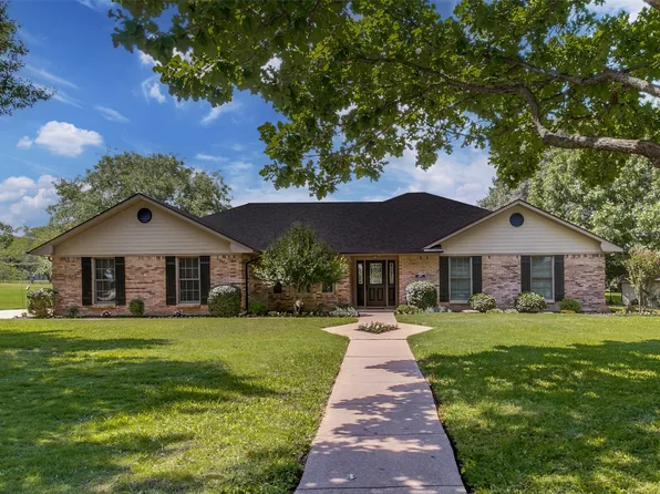 1209 Whispering Ln, Southlake, TX 76092