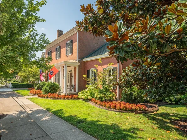 224 3rd Ave S, Franklin, TN 37064