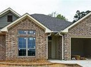 1708 Whetstone Ln, Tyler, TX 75703