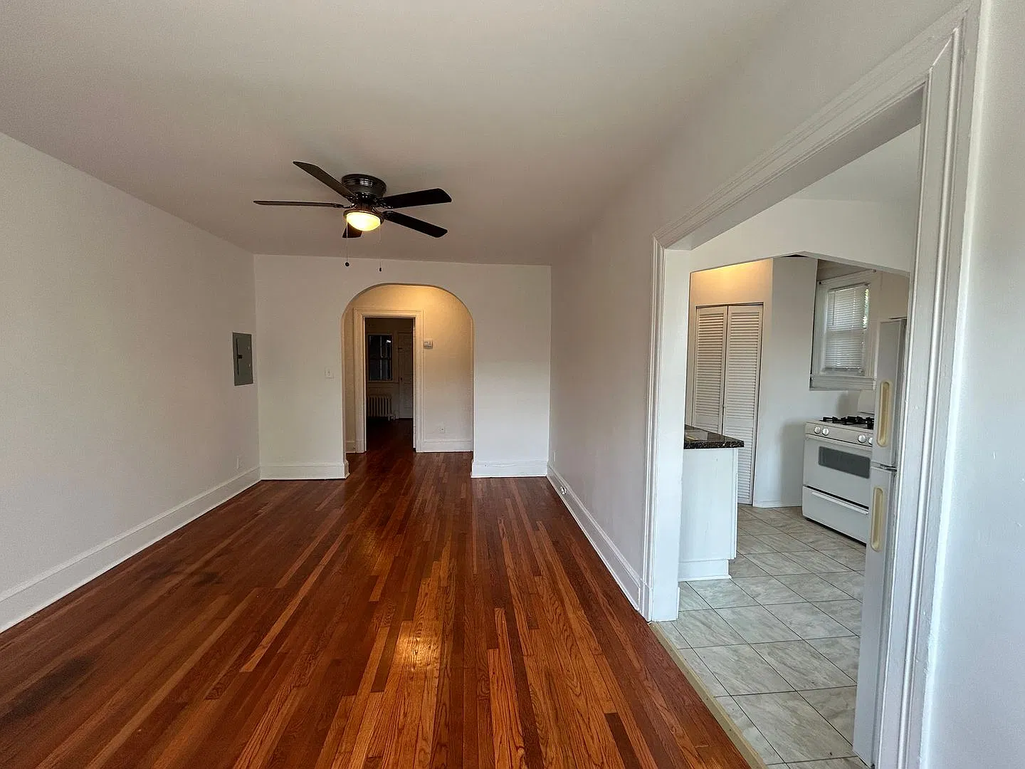 501 Peabody St NW — Photo 3