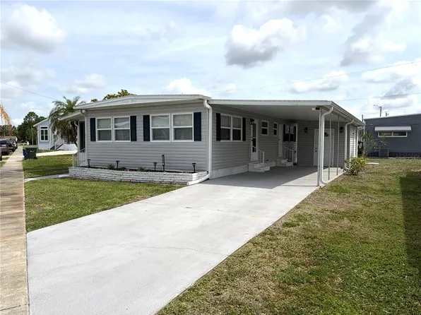 5308 Tri Par Dr, Sarasota, FL 34234
