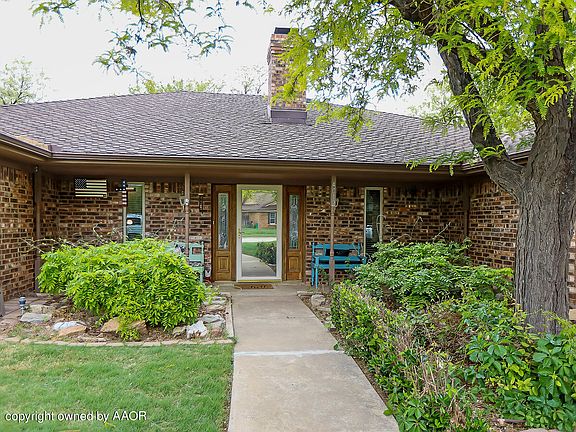 2nd image of 4012 Pinehurst Dr