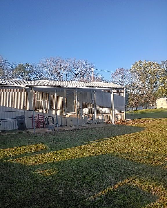 1st image of 389 Heather Ln