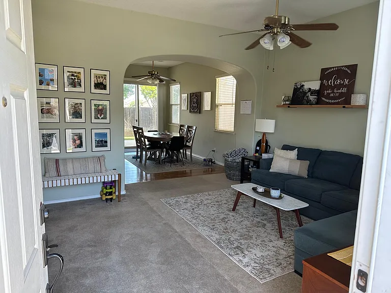 675 W Edinburgh Ln — Photo 6