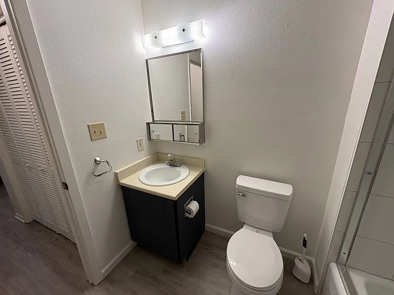630 46th Avenue Ct — Photo 29