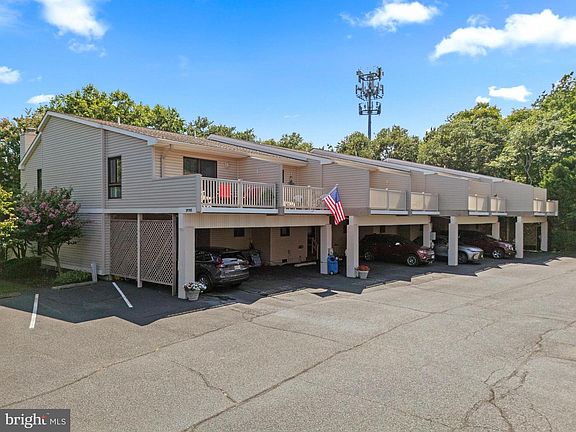4th image of 39785 Loftland Ln Unit 39