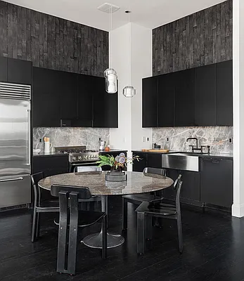 Rented by Compass | media 21