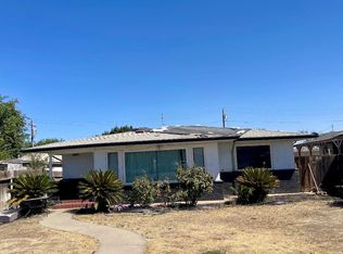 276 E Durian Ave, Coalinga, CA 93210
