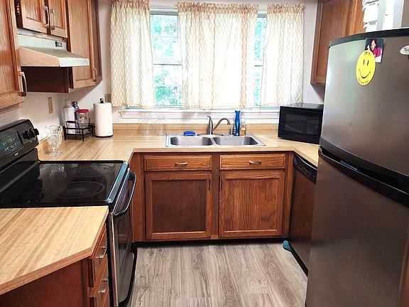 2nd image of 12242 Stevenson Ct #12242