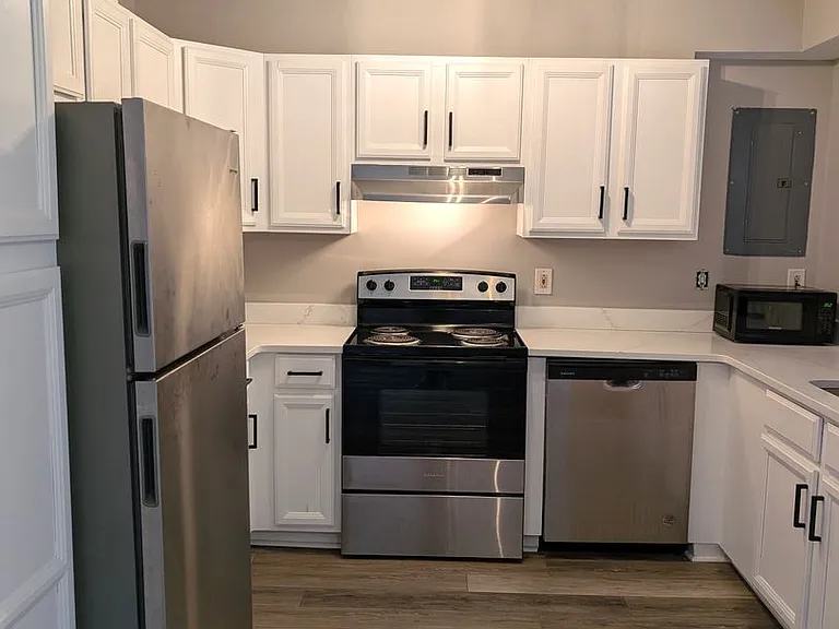 311 Skyland Ave #2 — Photo 4
