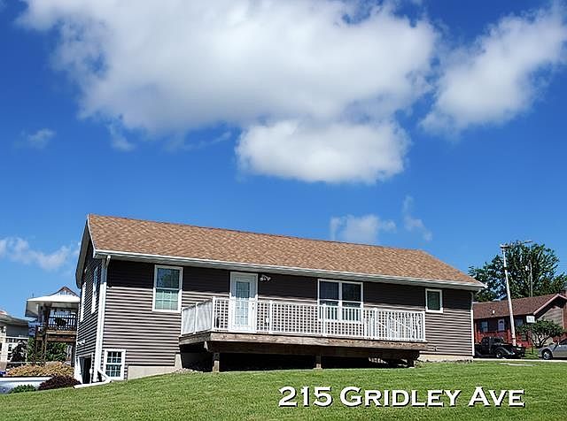 1st image of 215 W Gridley Ave
