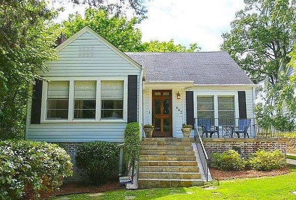 1st image of 402 Clermont Dr