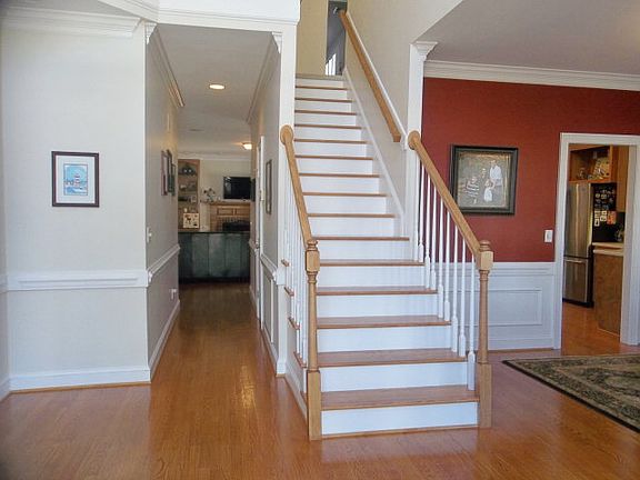 5th image of 2204 Joelene Dr