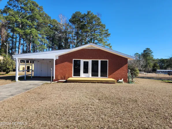 1483 Vinson Boulevard, Brunswick, NC 28424