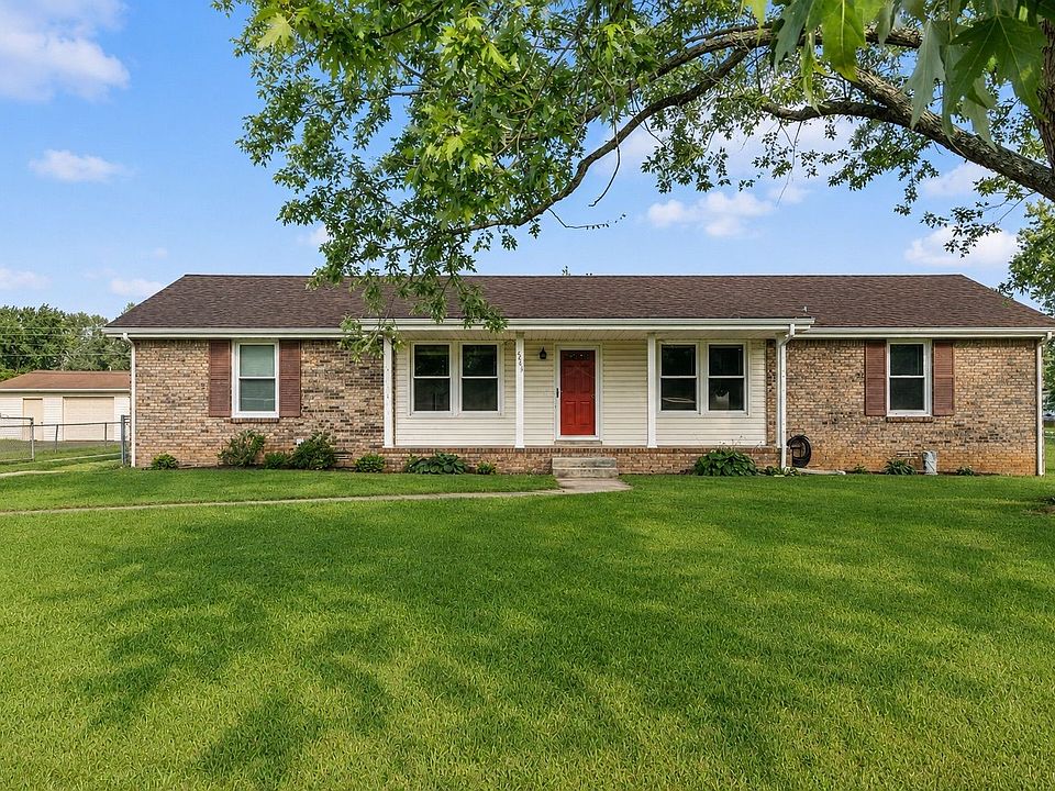 1st image of 2233 Robin Dr