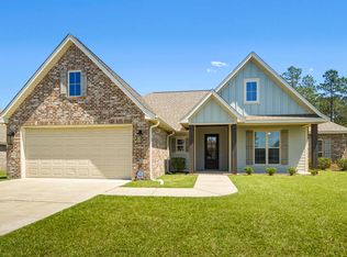 24 Sapphire Dr, Purvis, MS 39475
